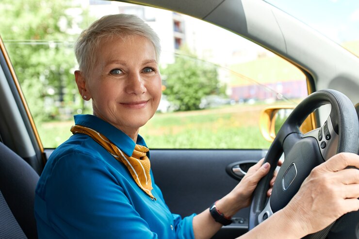 How Safe Driving Lessons For Seniors Help Them Stay Confident On Palmerston Roads?